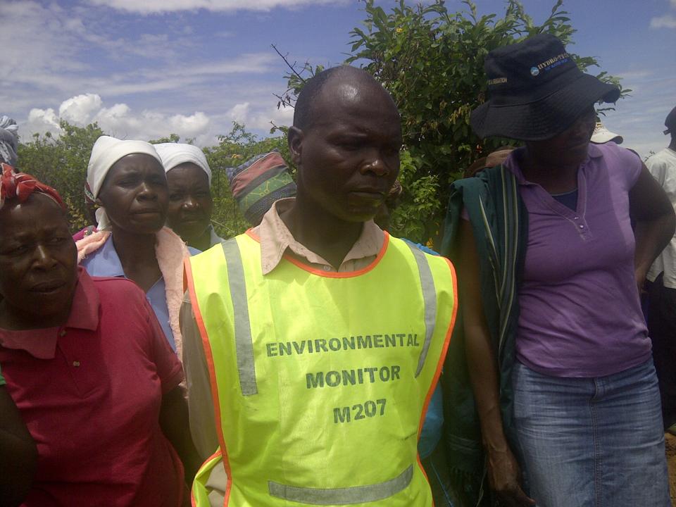 531822_10200421300997319_1641118161_n